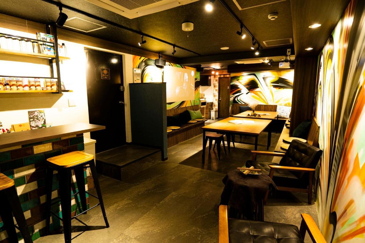 R Hostel Namba South Osaka Buitenkant foto