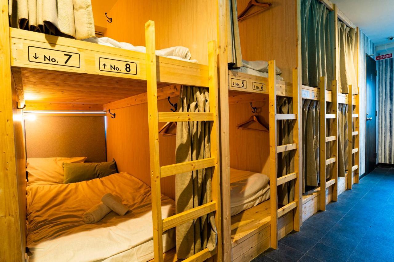 R Hostel Namba South Osaka Buitenkant foto