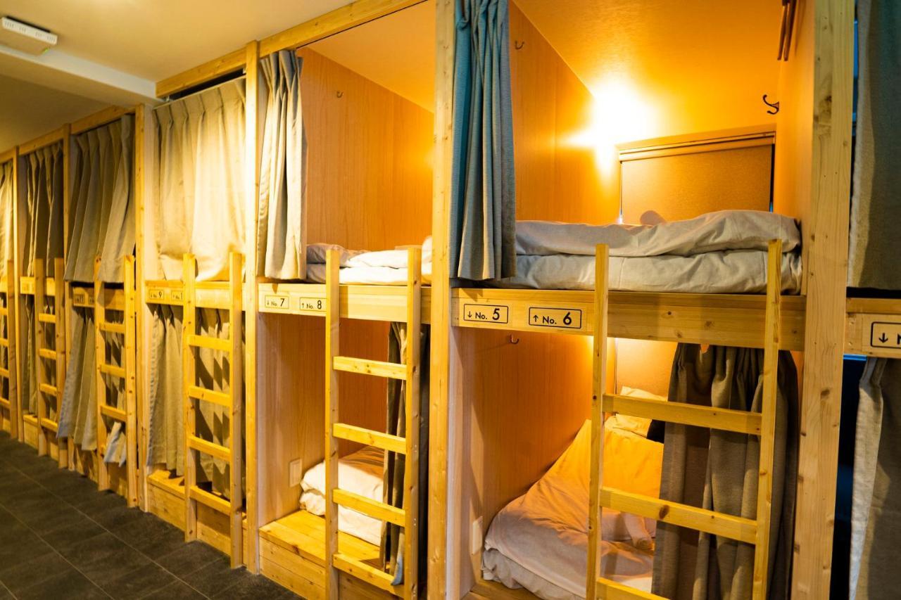 R Hostel Namba South Osaka Buitenkant foto